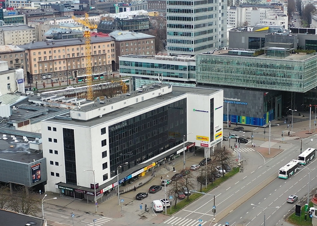 Kinnisvaralaen.ee kontor asub Tallinna südalinnas, Rävala pst 6